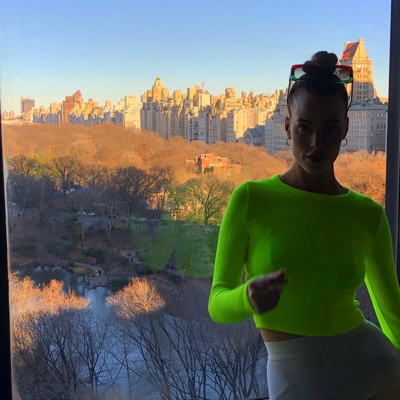 Meet your Posher, Christa - Picture 4 of 8